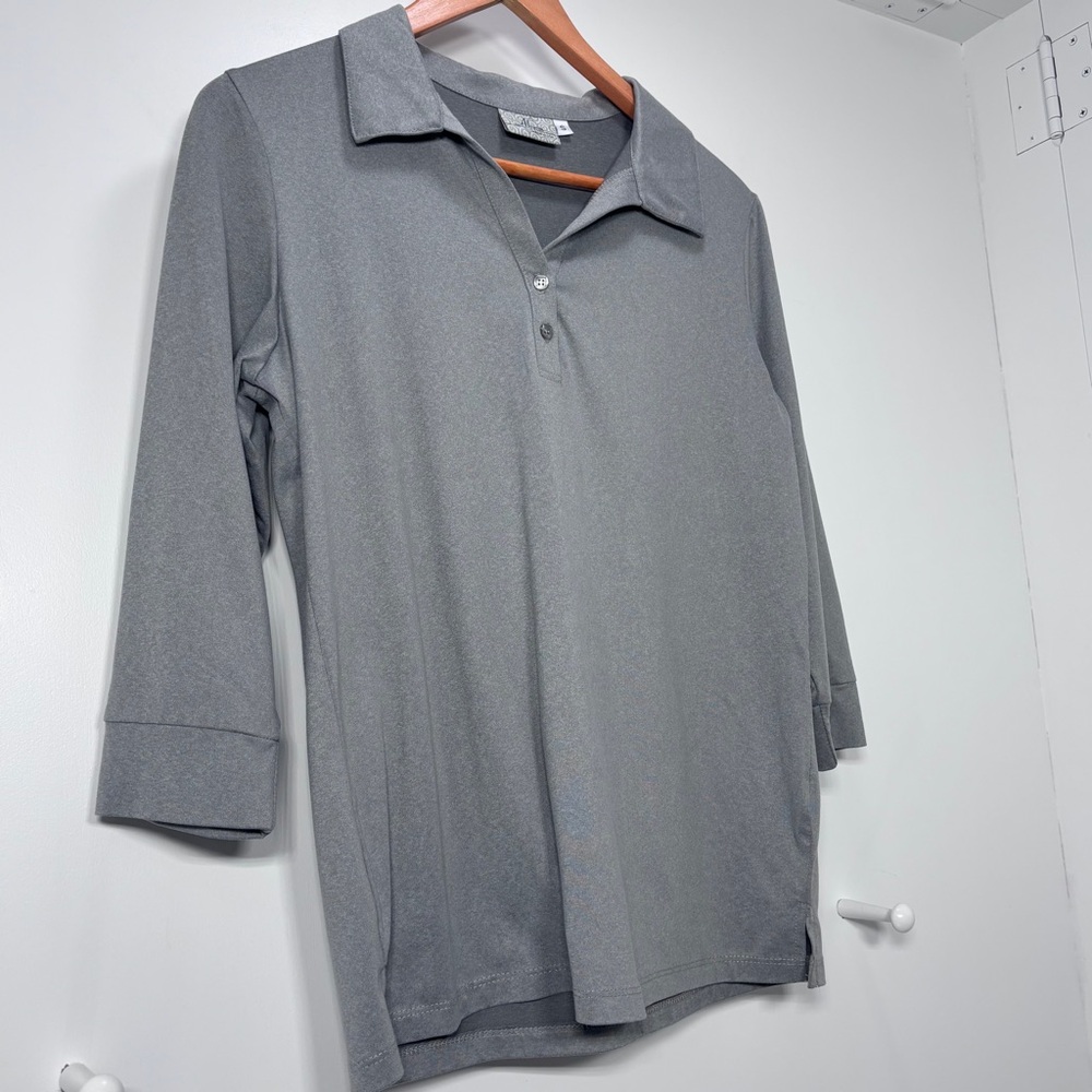 Akwa Women’s Size S Gray 3/4 Sleeve Shirt Made In USA Polyester Spandex